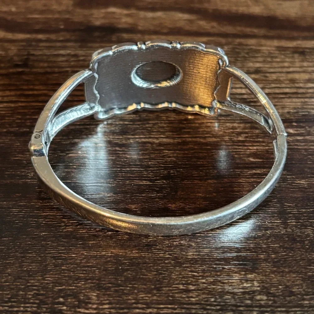 Western Faux Turquoise Silver Tone Hinged Cuff Bracelet Southwestern Boho 7.25in